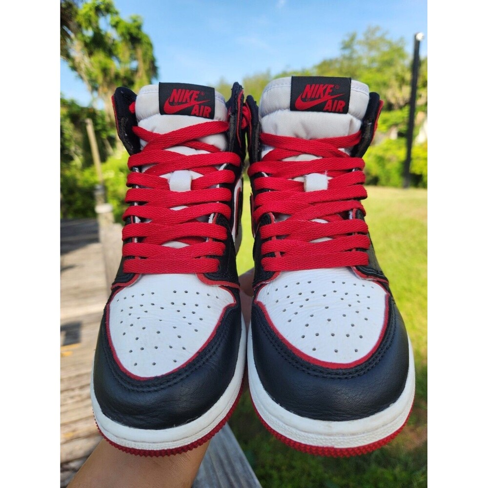 Nike Air Jordan 1 Retro 'Bloodline' Big Kids Size 4.5 Youth Black Red Sneackers - Picture 11 of 15